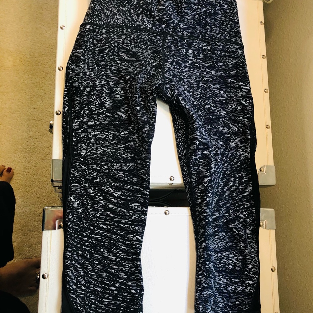 Lululemon speed up crop